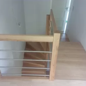 schody samonosne jesionowe 2 drewniane sawood uslugi stolarskie racula zielona gora 02