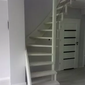 schody samonosne zabielane drewniane sawood uslugi stolarskie racula zielona gora 01